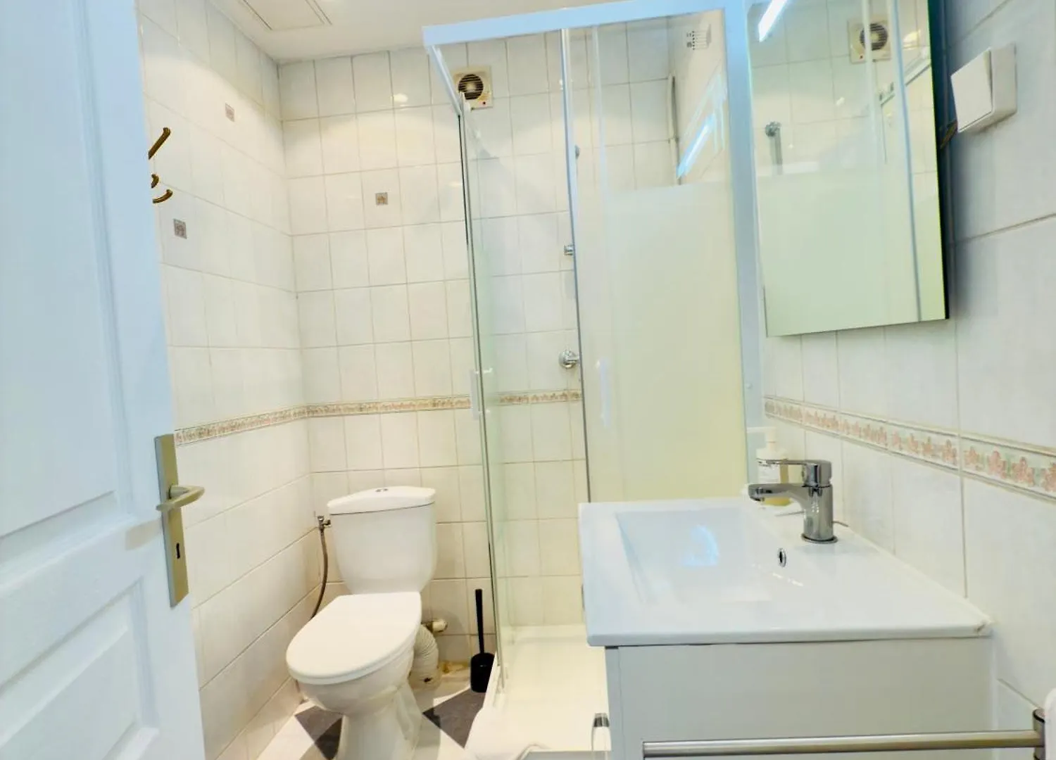 New Alba 3 Pers Wifi Ac Apartment Nice France