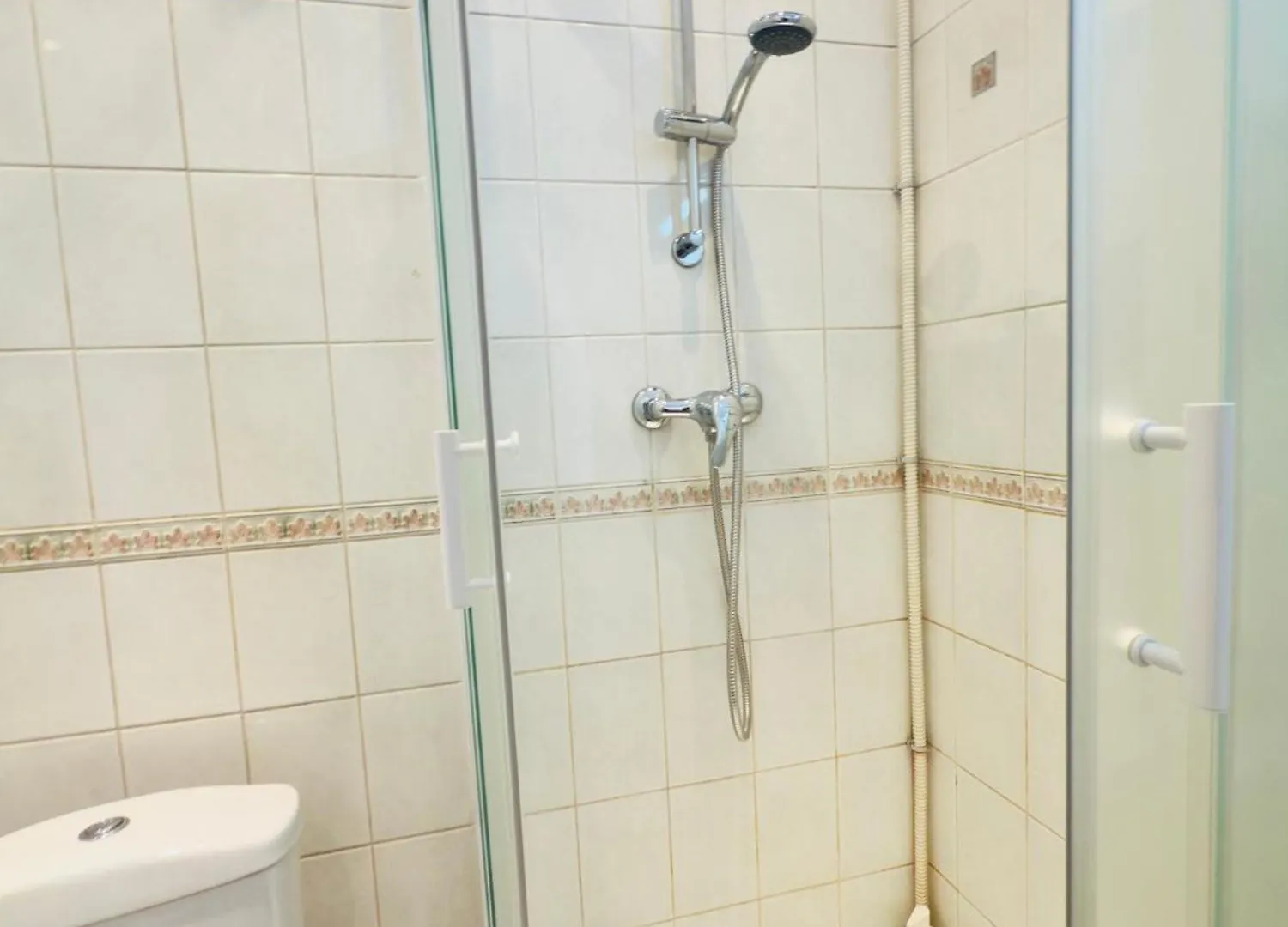 New Alba 3 Pers Wifi Ac Apartment Nice